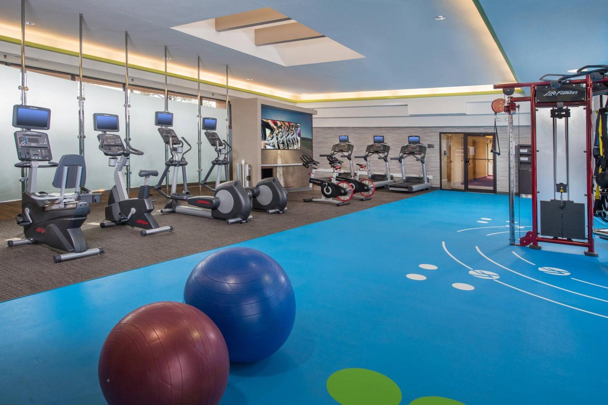 Courtyard By Marriott Silver Spring North/White Oak Екстер'єр фото