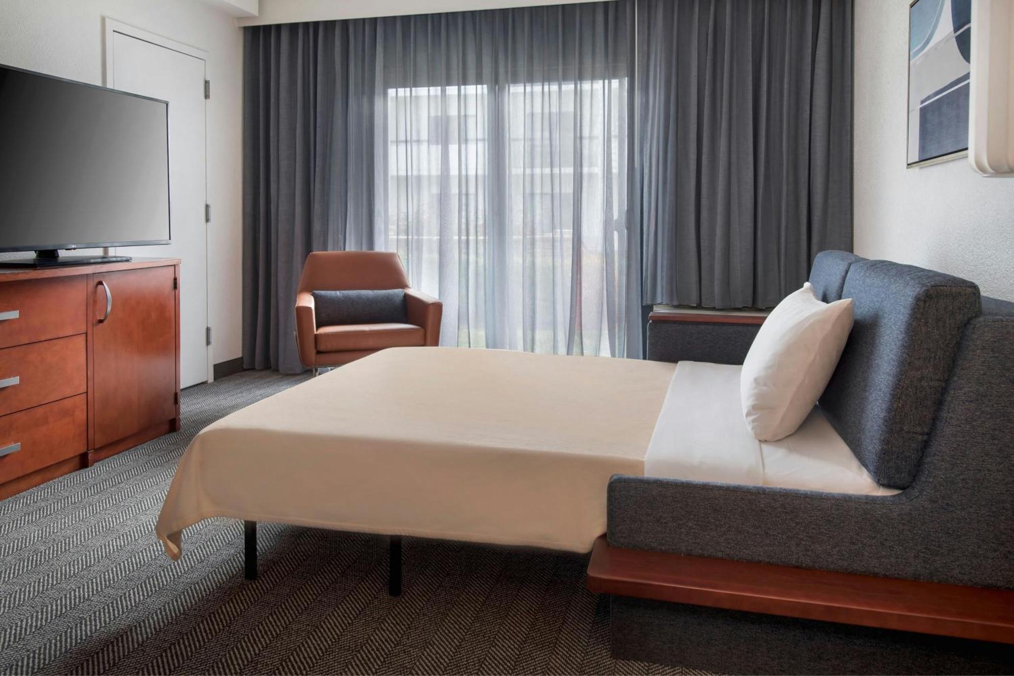 Courtyard By Marriott Silver Spring North/White Oak Екстер'єр фото