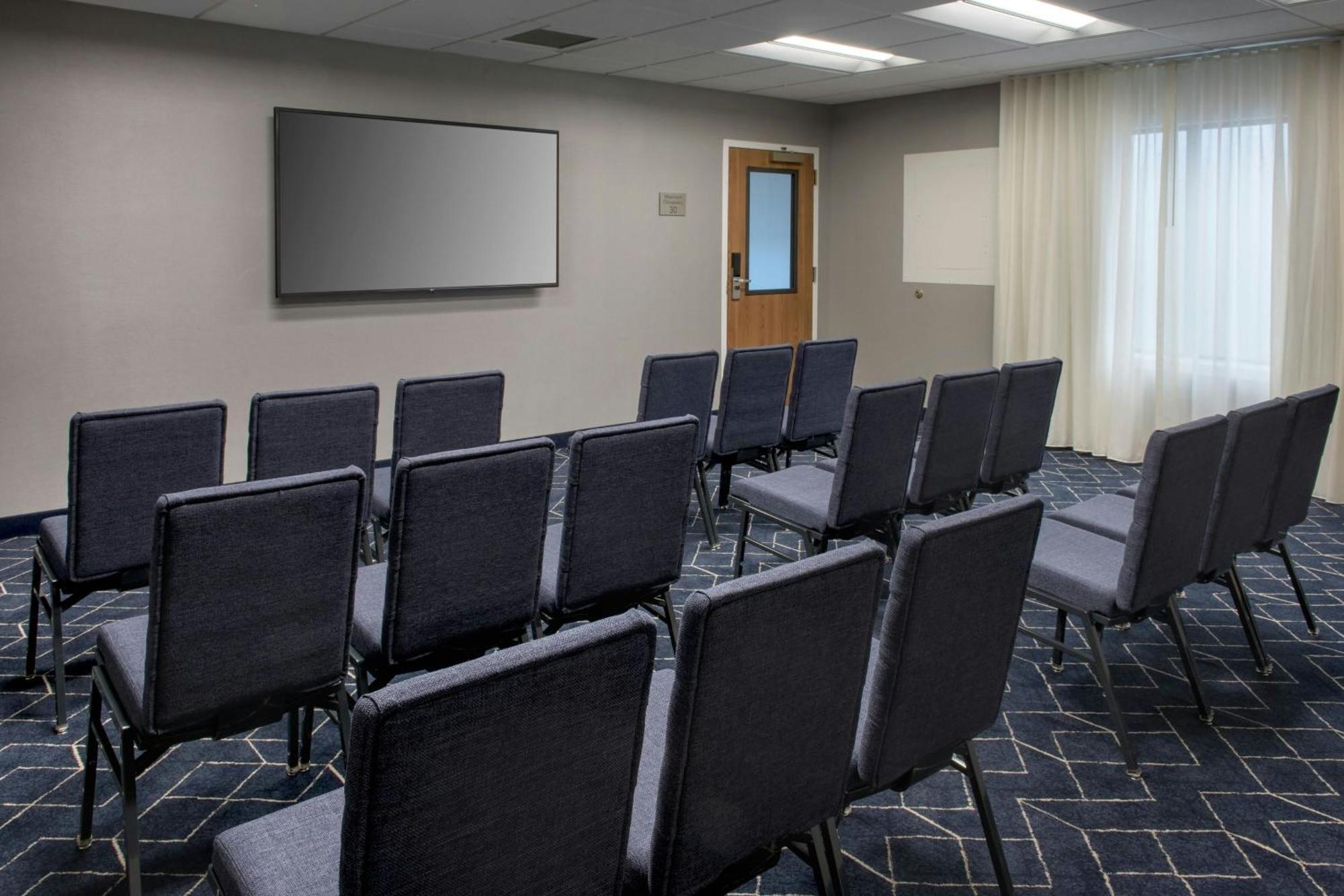 Courtyard By Marriott Silver Spring North/White Oak Екстер'єр фото