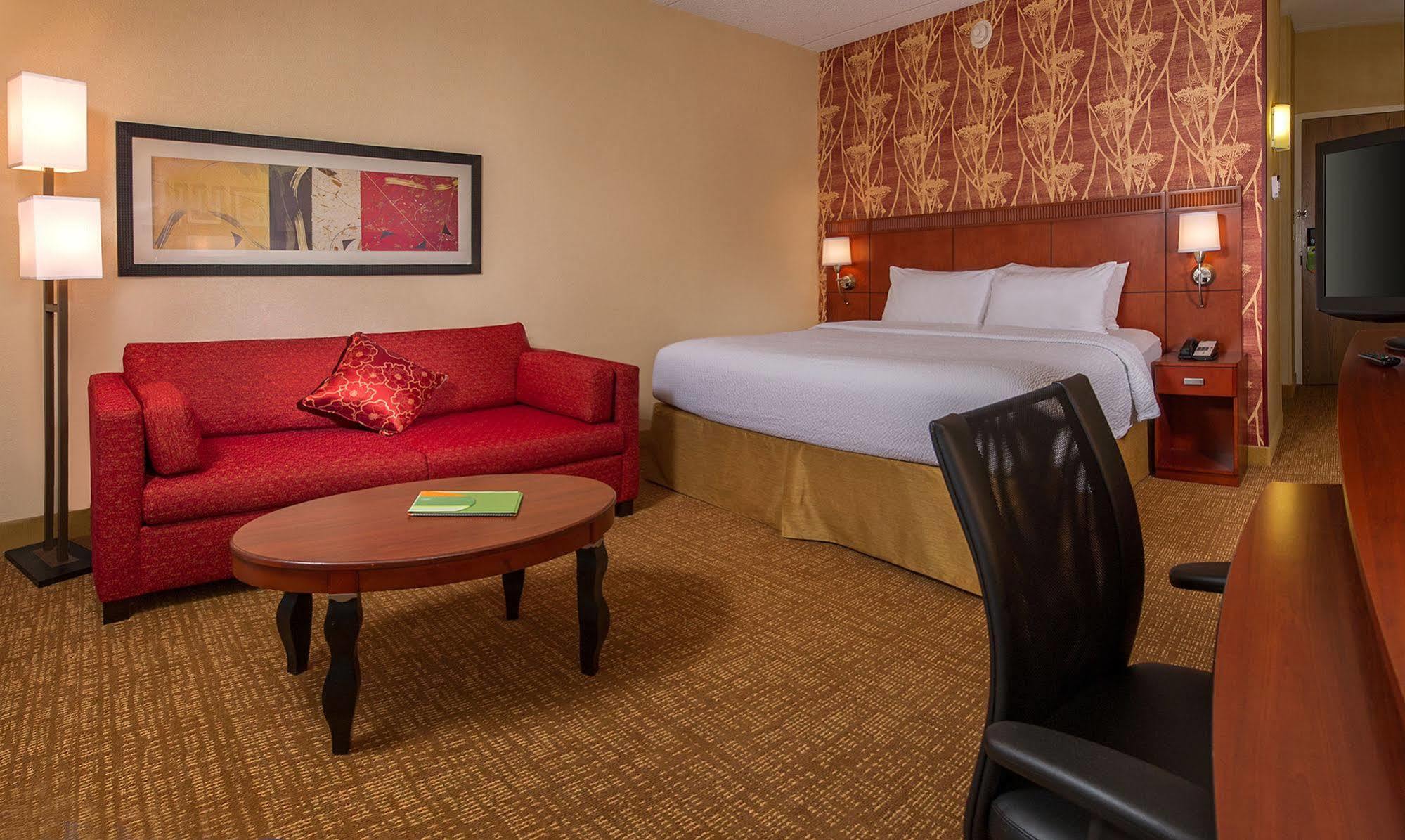 Courtyard By Marriott Silver Spring North/White Oak Екстер'єр фото